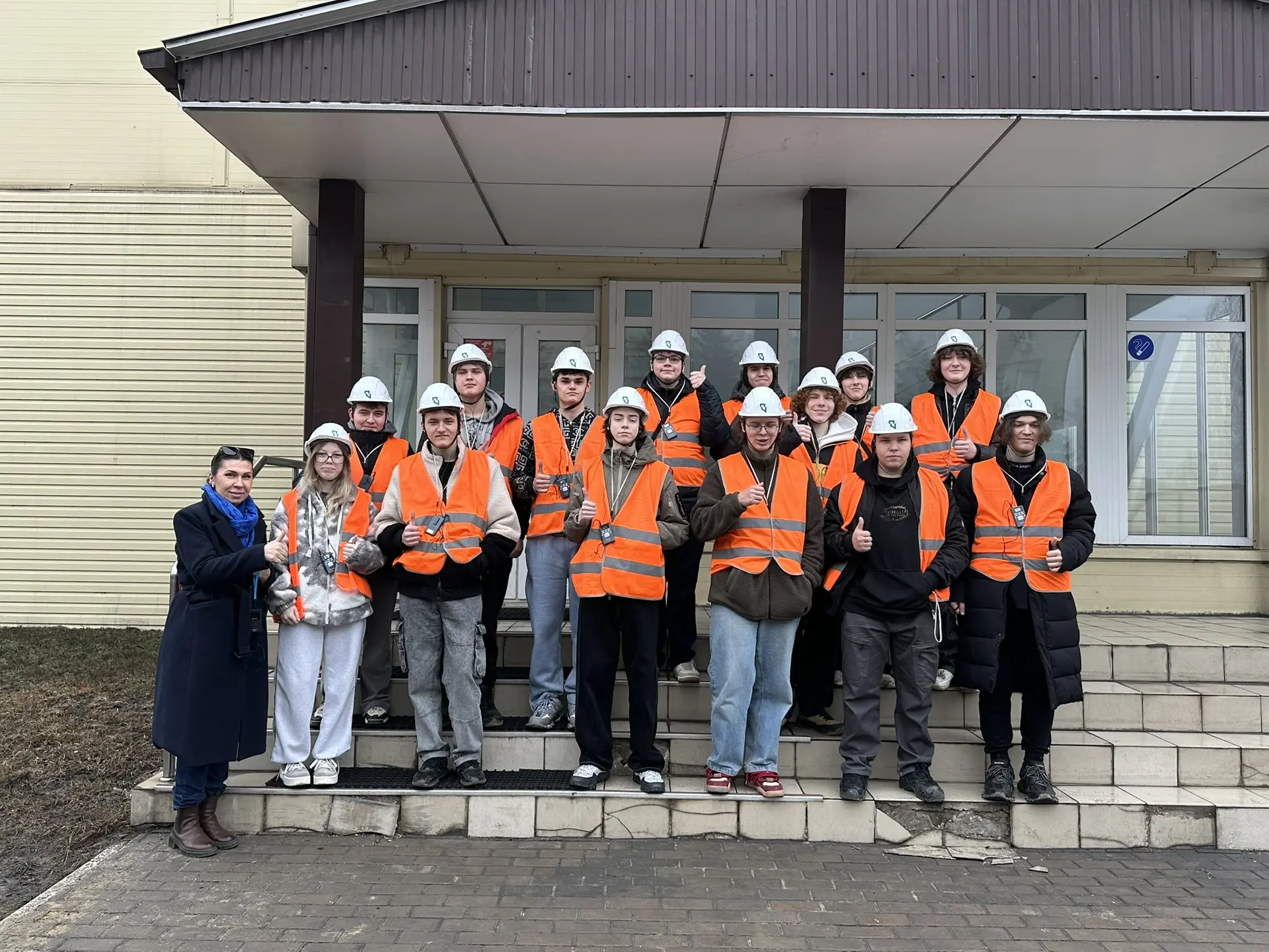 БУДУЩЕЕ РОЖДАЕТСЯ ЗДЕСЬ